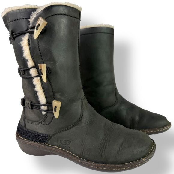 UGG Australia 5156 Vintage Y2K Black Leather Toggle Shearling Boots Women’s 8 - Picture 3 of 12